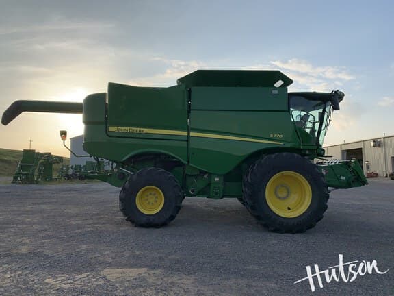 Image of John Deere S770 equipment image 4