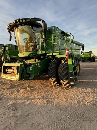 Main image John Deere S770