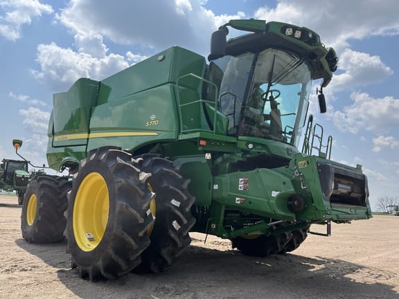 Main image John Deere S770