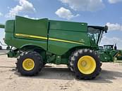 Thumbnail image John Deere S770 1