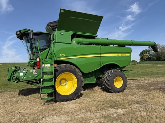 Image of John Deere S770 Primary image