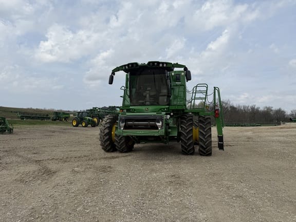 2023 John Deere S770 Equipment Image0