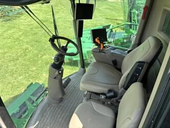 Image of John Deere S770 equipment image 3