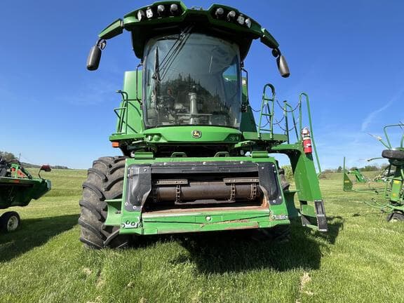 Image of John Deere S770 equipment image 3