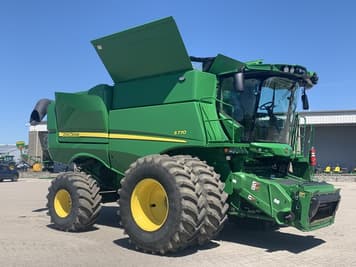 Main image John Deere S770