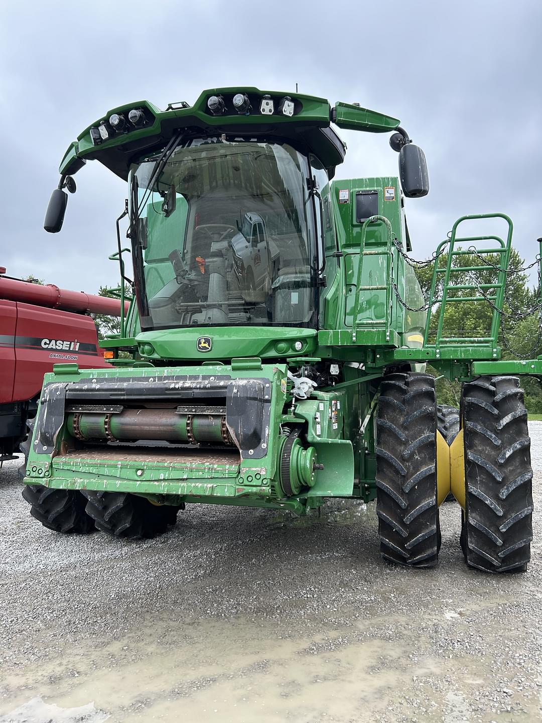 Image of John Deere S770 Image 0