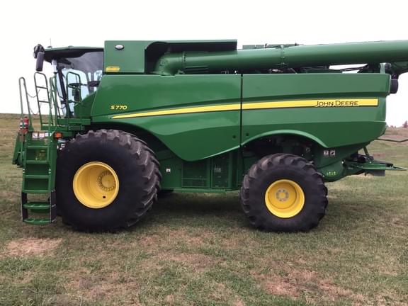 Image of John Deere S770 equipment image 3