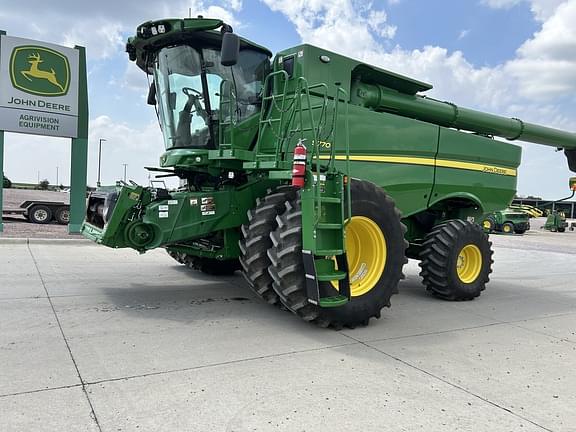 Image of John Deere S770 Primary image