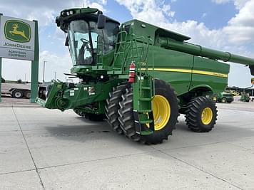 Main image John Deere S770