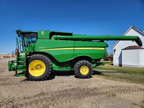 Image of John Deere S770 equipment image 1