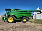 Thumbnail image John Deere S770 1