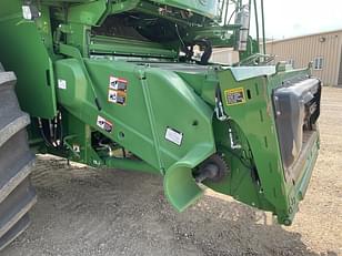 Main image John Deere S770 28