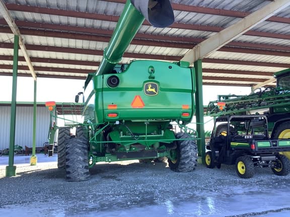 Image of John Deere S770 equipment image 2