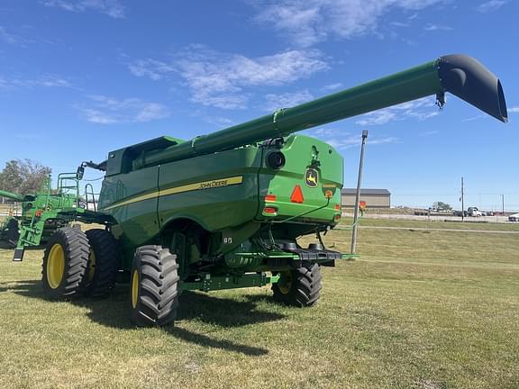 Image of John Deere S770 equipment image 3