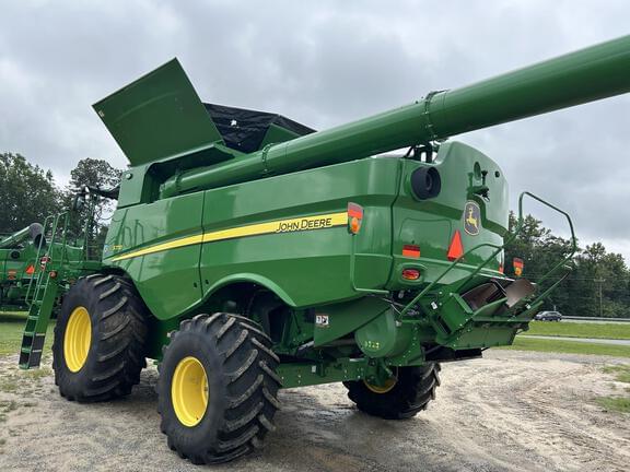 Image of John Deere S770 equipment image 3