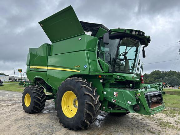 Image of John Deere S770 equipment image 1