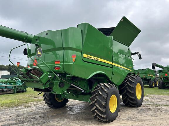 Image of John Deere S770 equipment image 2