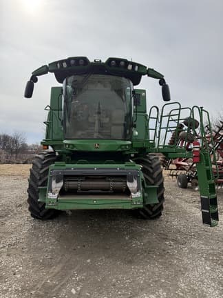 Image of John Deere S770 equipment image 3