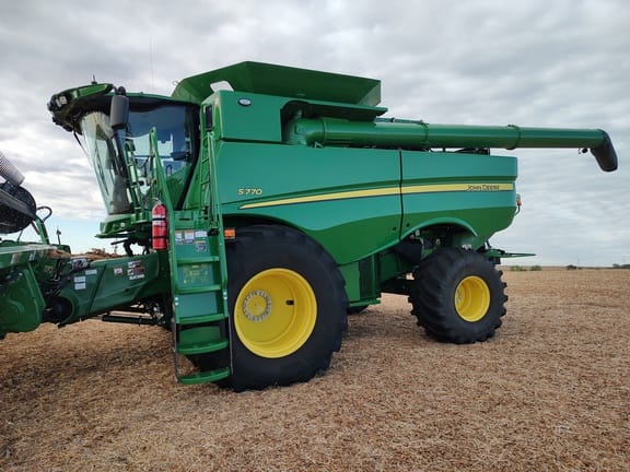 Main image John Deere S770
