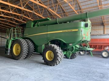 Main image John Deere S770