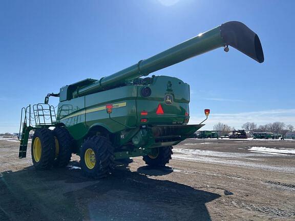 Image of John Deere S770 equipment image 3