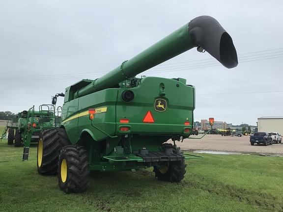 Image of John Deere S770 equipment image 4