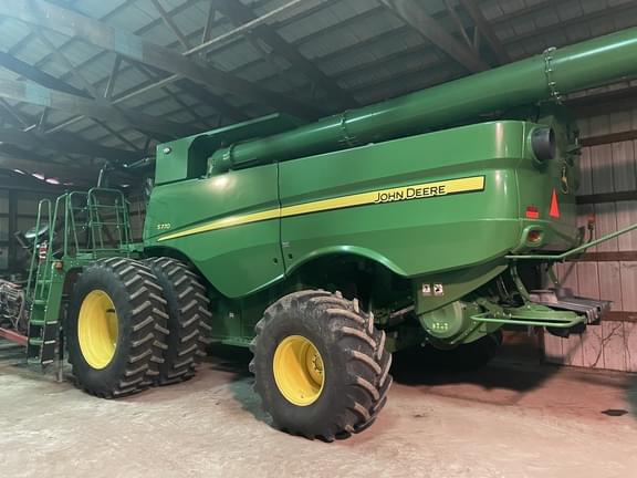 Image of John Deere S770 equipment image 1