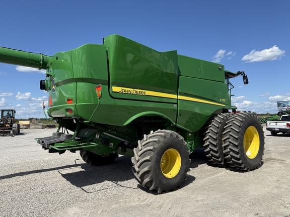 Image of John Deere S770 equipment image 4