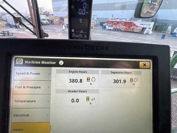 Image of John Deere S770 equipment image 4