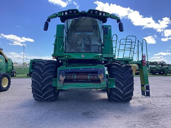 Image of John Deere S770 equipment image 1