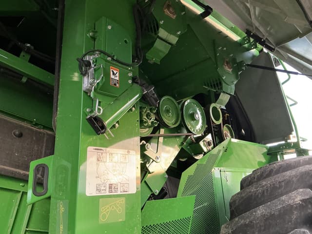 Image of John Deere S770 equipment image 3