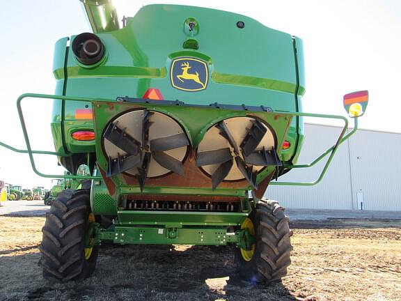 Image of John Deere S770 equipment image 3