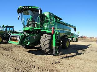 2023 John Deere S770 Equipment Image0