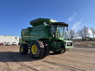 Main image John Deere S770 6