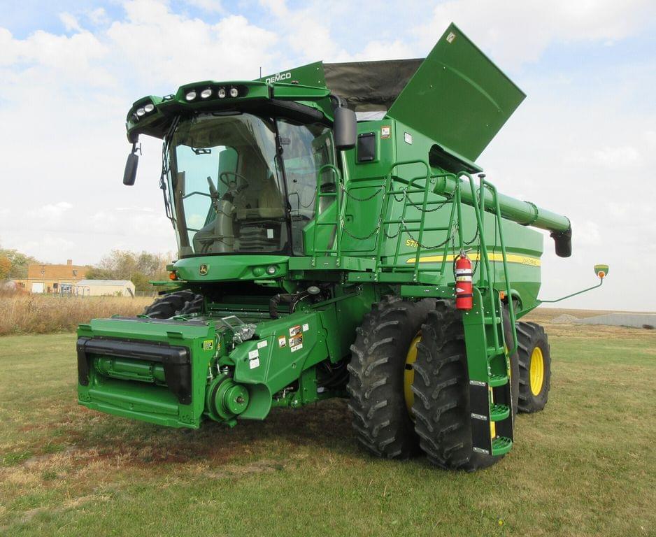 Image of John Deere S770 Primary image