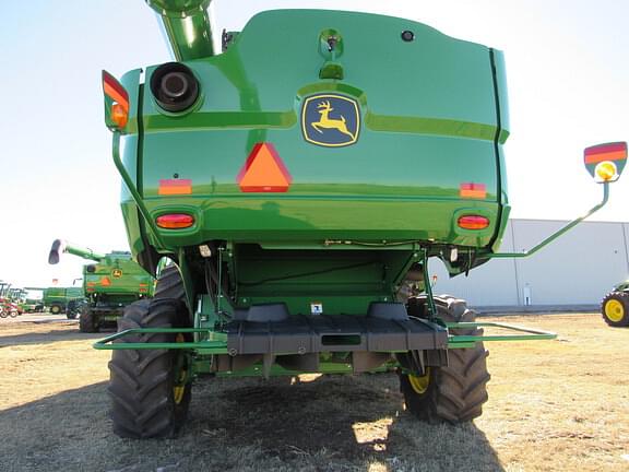 Image of John Deere S770 equipment image 4