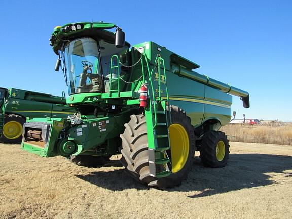 Image of John Deere S770 Primary image