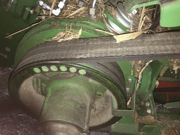 Image of John Deere S770 equipment image 3