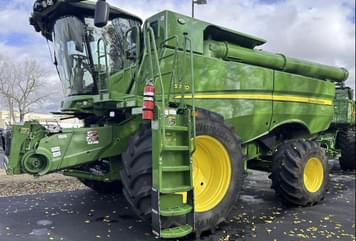 Main image John Deere S770