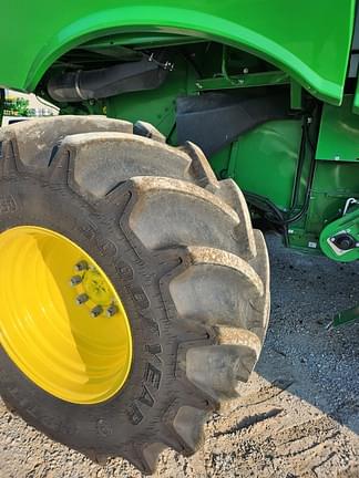 Image of John Deere S770 equipment image 4