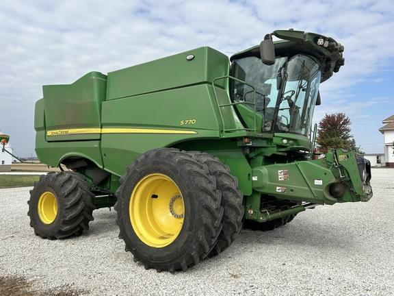 Image of John Deere S770 equipment image 1