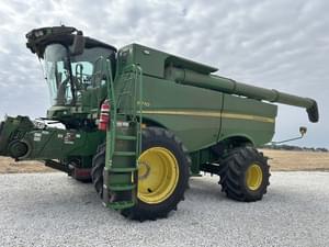 2023 John Deere S770 Image
