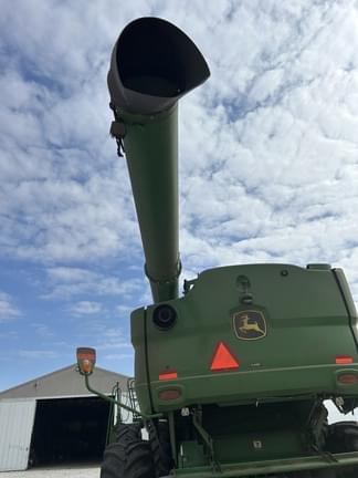 Image of John Deere S770 equipment image 4