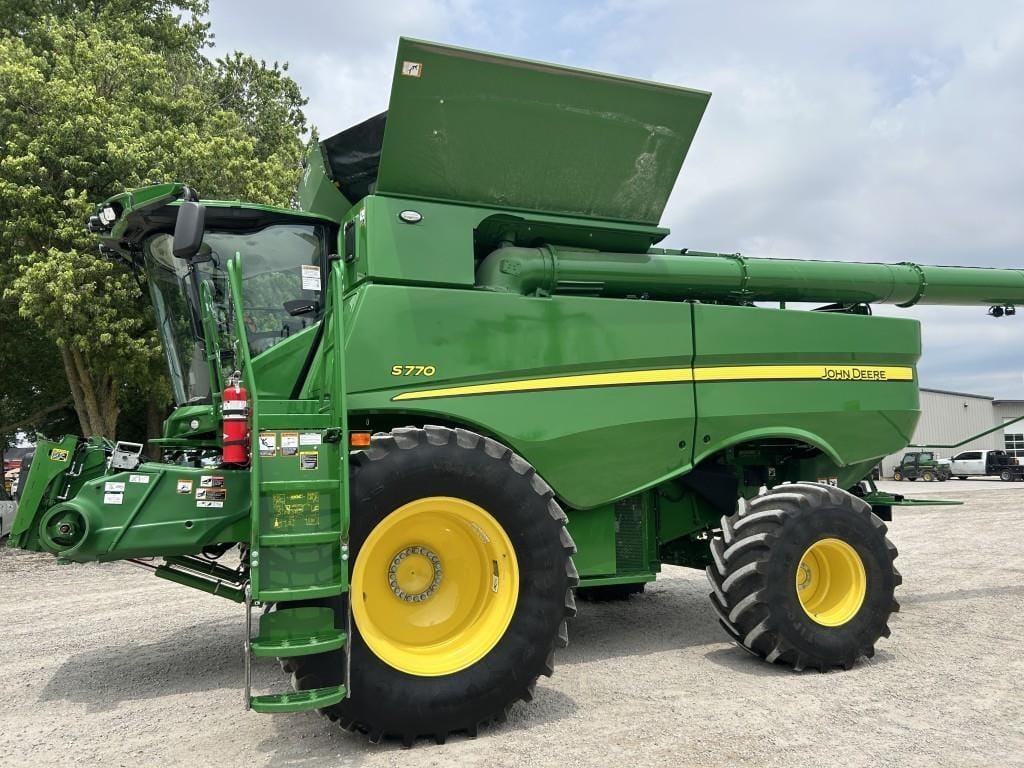 2023 John Deere S770 Equipment Image0