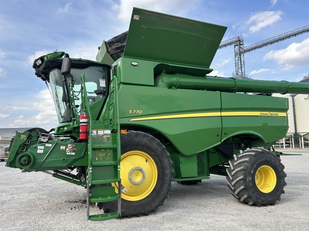 2023 John Deere S770 Equipment Image0