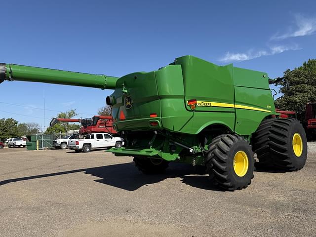 Image of John Deere S770 equipment image 4