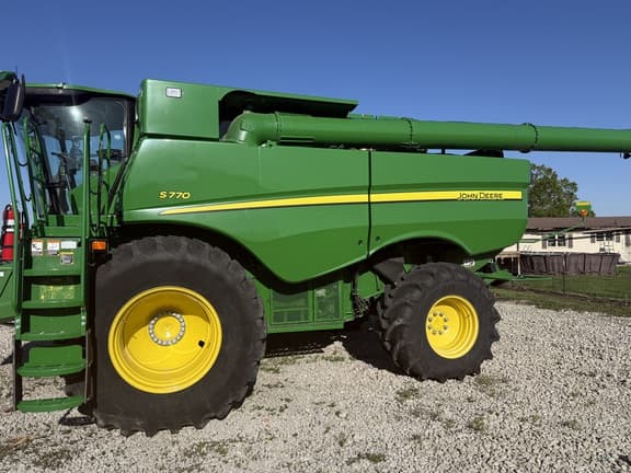 Image of John Deere S770 equipment image 3