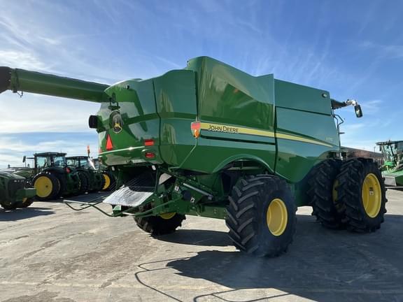 Image of John Deere S770 equipment image 4