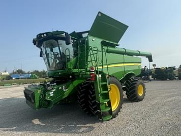 Main image John Deere S770
