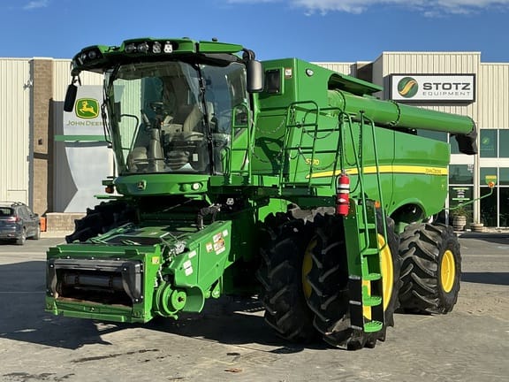 Main image John Deere S770
